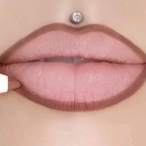 NIB Jeffree Star "Leo" Velour Lip Liner